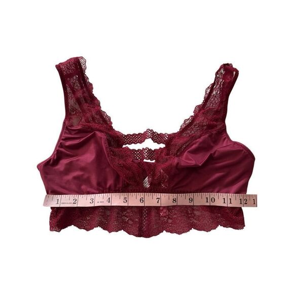 Victoria's Secret Wine Red Chantilly Lace Strappy Bralette Size M - Picture 9 of 10